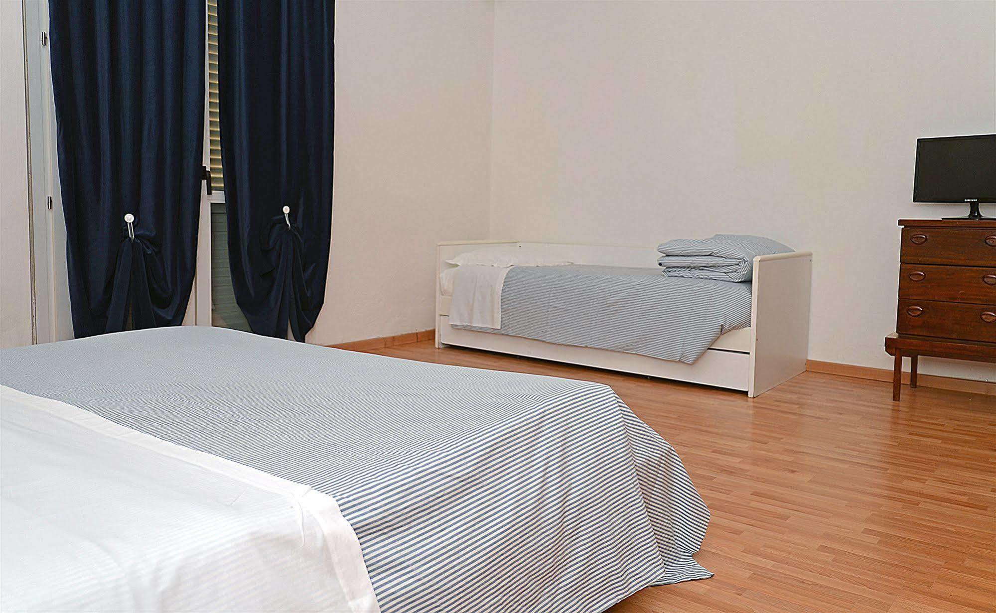 Hotel Kinda Castiglione della Pescaia Kültér fotó